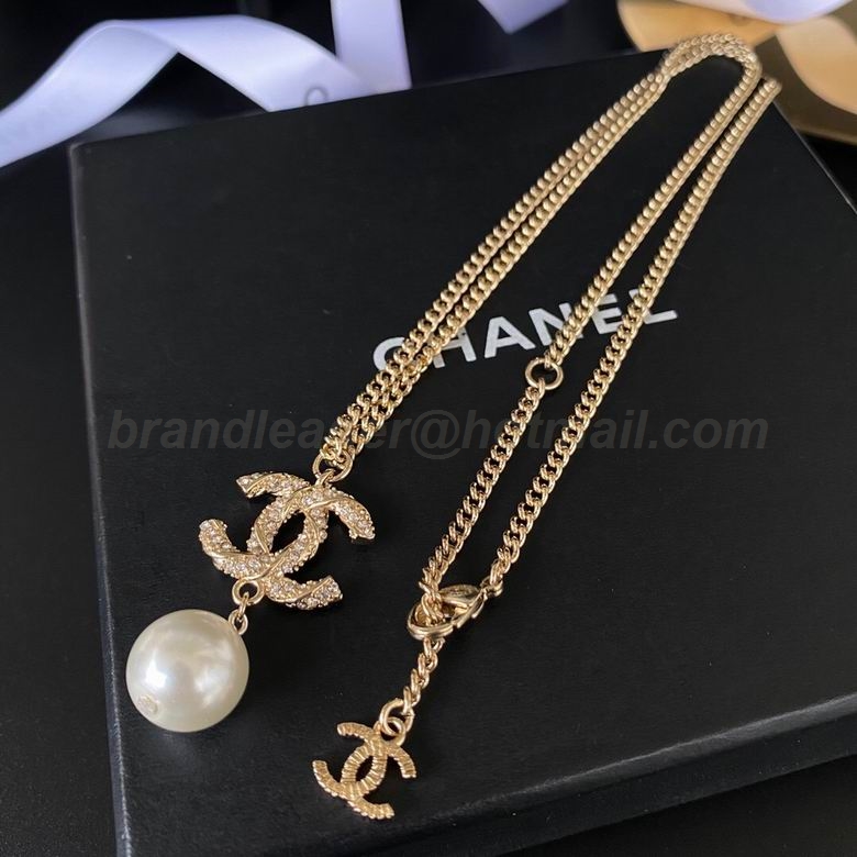 Chanel Necklaces 163